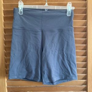 Artists TNAbutter atmosphere high rise bike shorts 7”